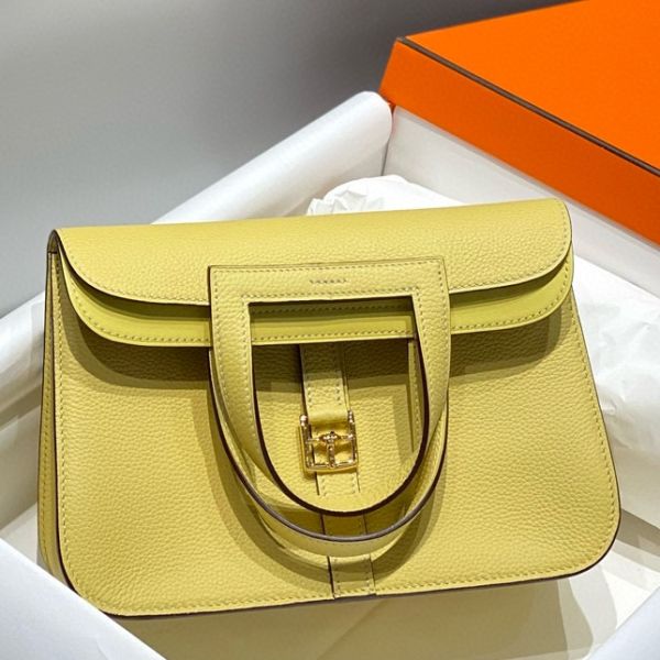 HERM Halzan 25 Bag in Jaune Poussin Clemence Leather
