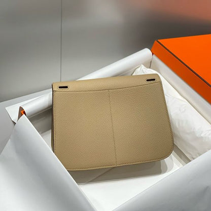 HERM Halzan 25 Bag in Trench Clemence Leather