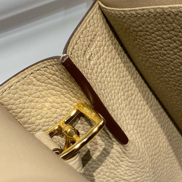 HERM Halzan 25 Bag in Trench Clemence Leather