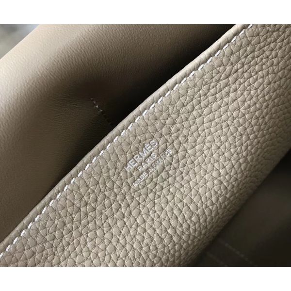 HERM Halzan 31cm Bag In Grey Clemence Leather
