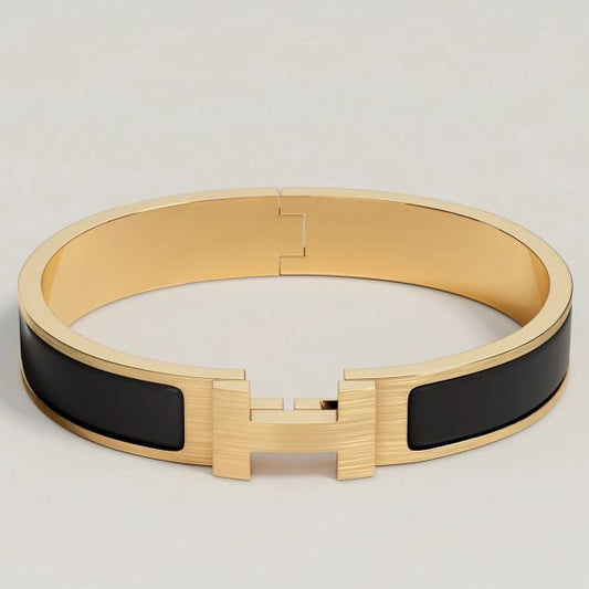 HERM Black Enamel Clic HH Bracelet