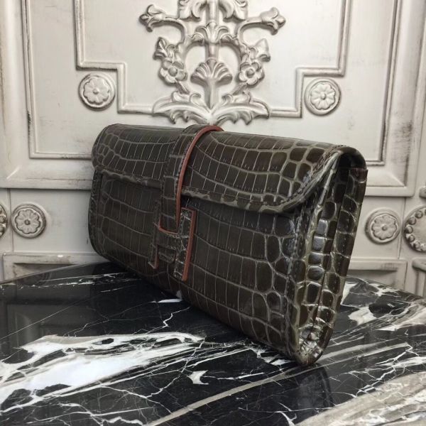 HERM Jige Elan 29 Clutch In Chocolate Crocodile Leather