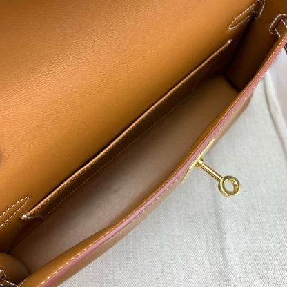 HERM Kelly Elan Handmade Bag In Gold Chevre Mysore Leather