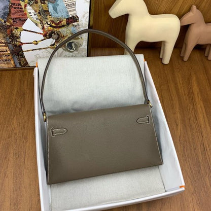HERM Kelly Elan Handmade Bag In Taupe Chevre Mysore Leather