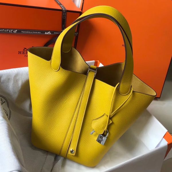 HERM Picotin Lock 18 Bag In Yellow Clemence Leather
