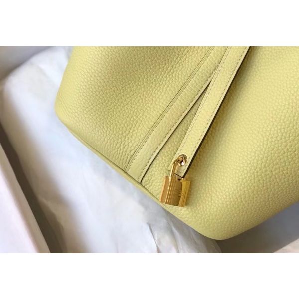 HERM Picotin Lock 22 Bag In Jaune Poussin Clemence Leather