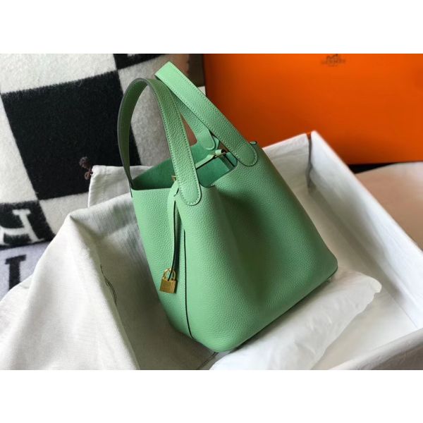 HERM Picotin Lock 22 Bag In Vert Criquet Clemence Leather