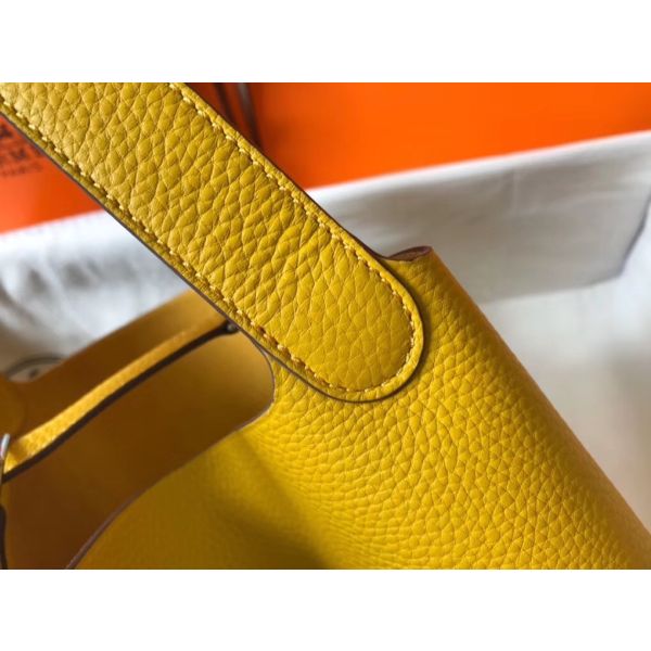 HERM Picotin Lock 22 Bag In Yellow Clemence Leather
