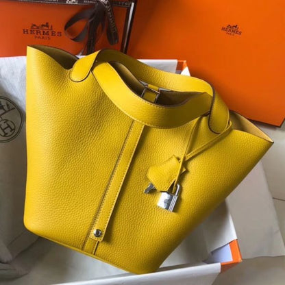 HERM Picotin Lock 22 Bag In Yellow Clemence Leather