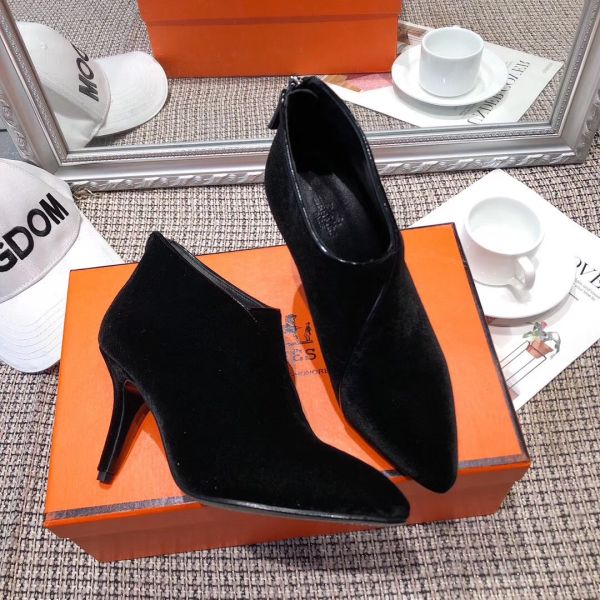 HERM Virginia Ankle Boots In Black Velvet