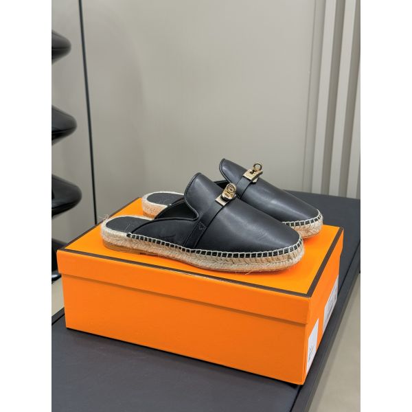 HERM Feria Espadrille Mules in Black Leather