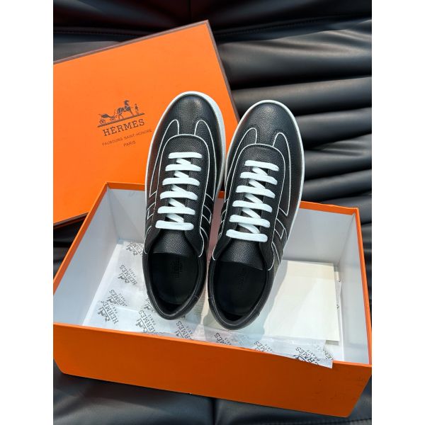 HERM Boomerang Sneakers In Noir Epsom Calfskin
