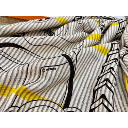HERM Grey/Yellow Panoplie Equestre Eyeliner Shawl 140