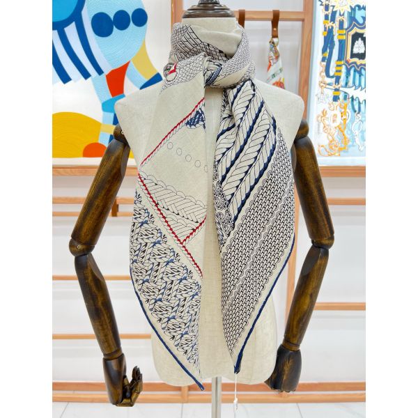 HERM Grey Dressage Tressage Shawl 140