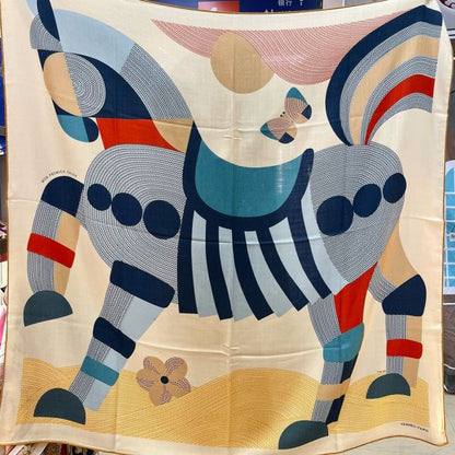 HERM Blue Mon Premier Galop Shawl 140