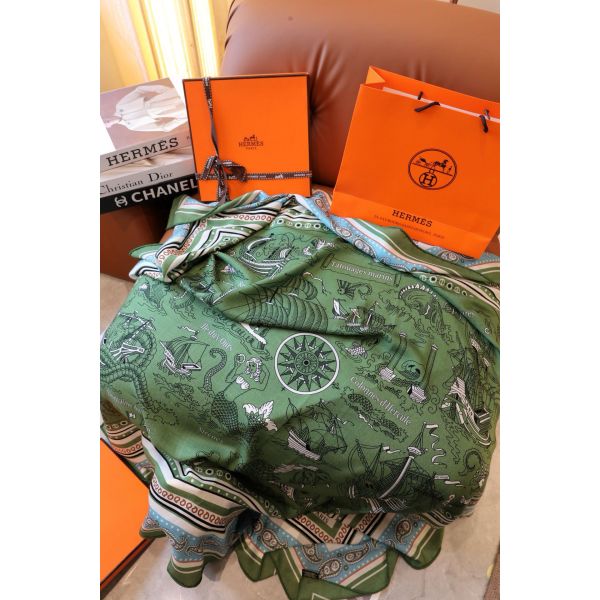 HERM Green Tatouages Marins Bandana Shawl 140