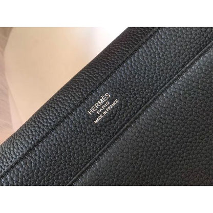 HERM Steve 35 Messenger Bag In Black Clemence Calfskin