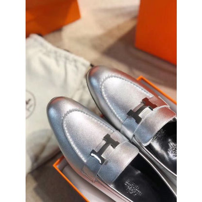 HERM Paris Loafers In Silver Metallic Goatskin