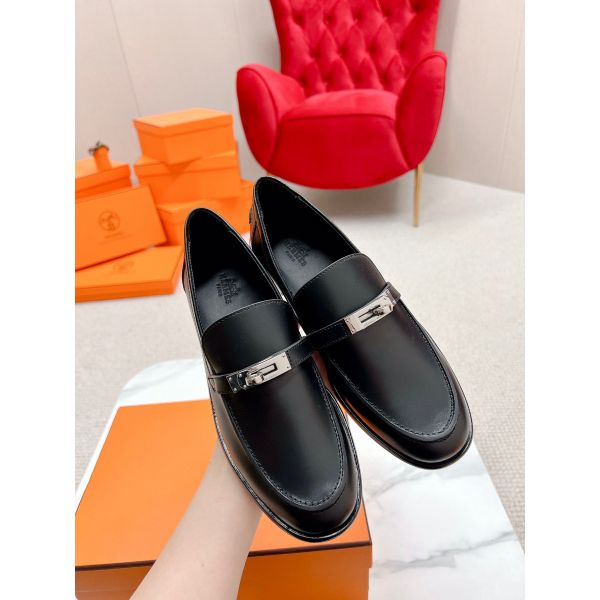 HERM Women's Destin Loafers in Black Leather