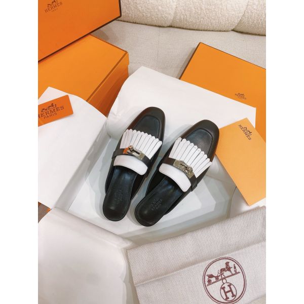 HERM Women's Oz Mules with Fringed in Black/White Leather