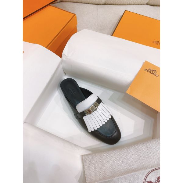 HERM Women's Oz Mules with Fringed in Black/White Leather