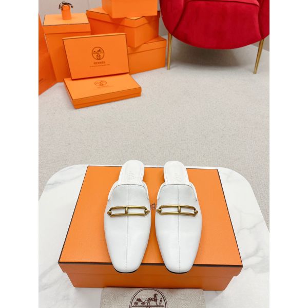 HERM Esmee Mules in White Calfskin