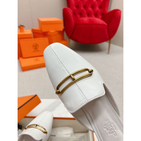 HERM Esmee Mules in White Calfskin