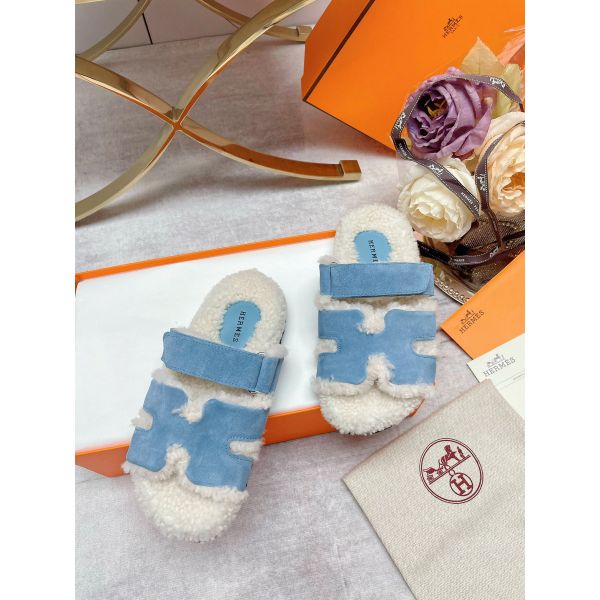 HERM Women's Chypre Sandals in Blue Suede with Shearling