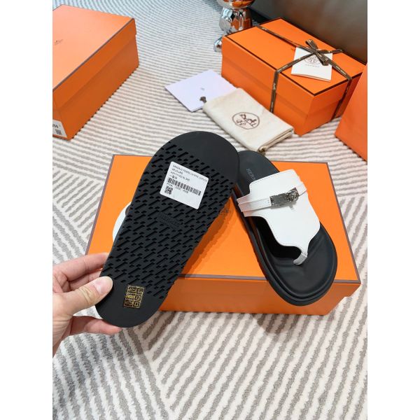 HERM Empire Sandals in White Calfskin