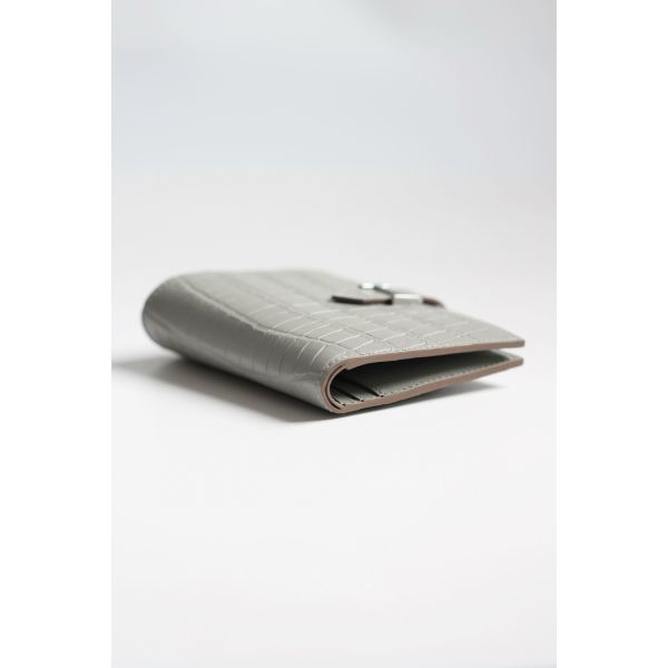 HERM Bearn Compact Wallet in Pearl Grey Matte Alligator Leather