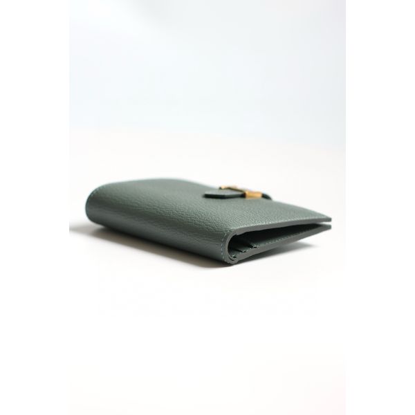 HERM Bearn Compact Handmade Wallet in Vert Amande Chevre Mysore Goatskin