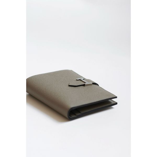 HERM Bearn Compact Handmade Wallet in Gris Asphalt Epsom Calfskin