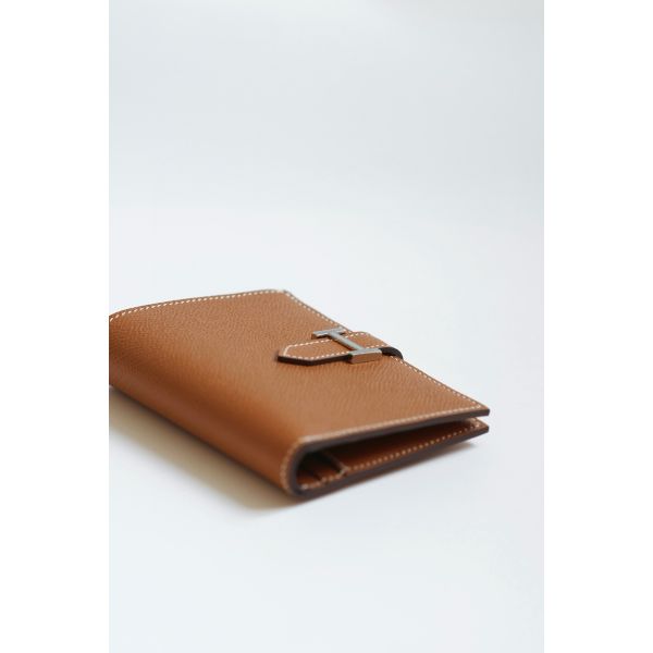 HERM Bearn Compact Handmade Wallet in Gold Epsom Calfskin