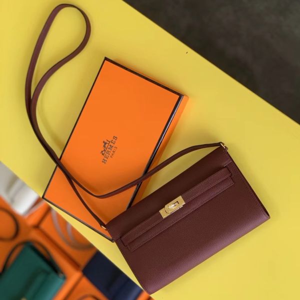 HERM Kelly Classique To Go Wallet In Bordeaux Epsom Calfskin