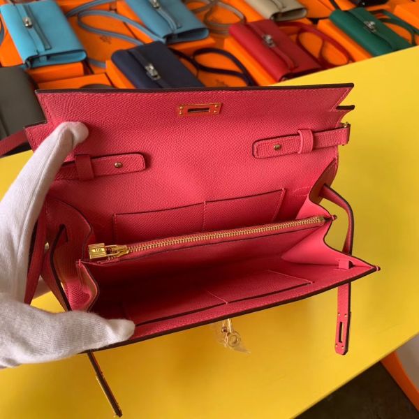 HERM Kelly Classique To Go Wallet In Rose Lipstick Epsom Calfskin