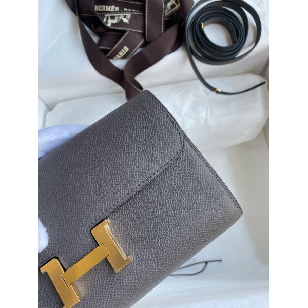 HERM Constance To Go Wallet in Etain Epsom Calfskin