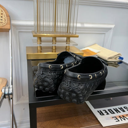 LV GLORIA FLAT LOAFER LOGO STAMPING BLACK