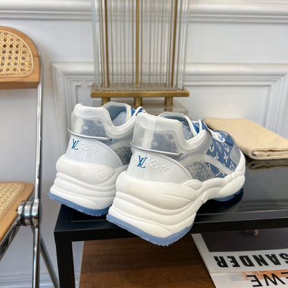 LV RUN 55 SNEAKER LIGHT BLUE