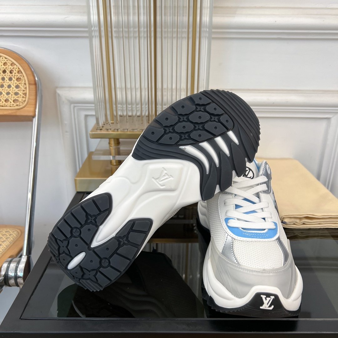 LV RUN 55 SNEAKER WHITE BLUE