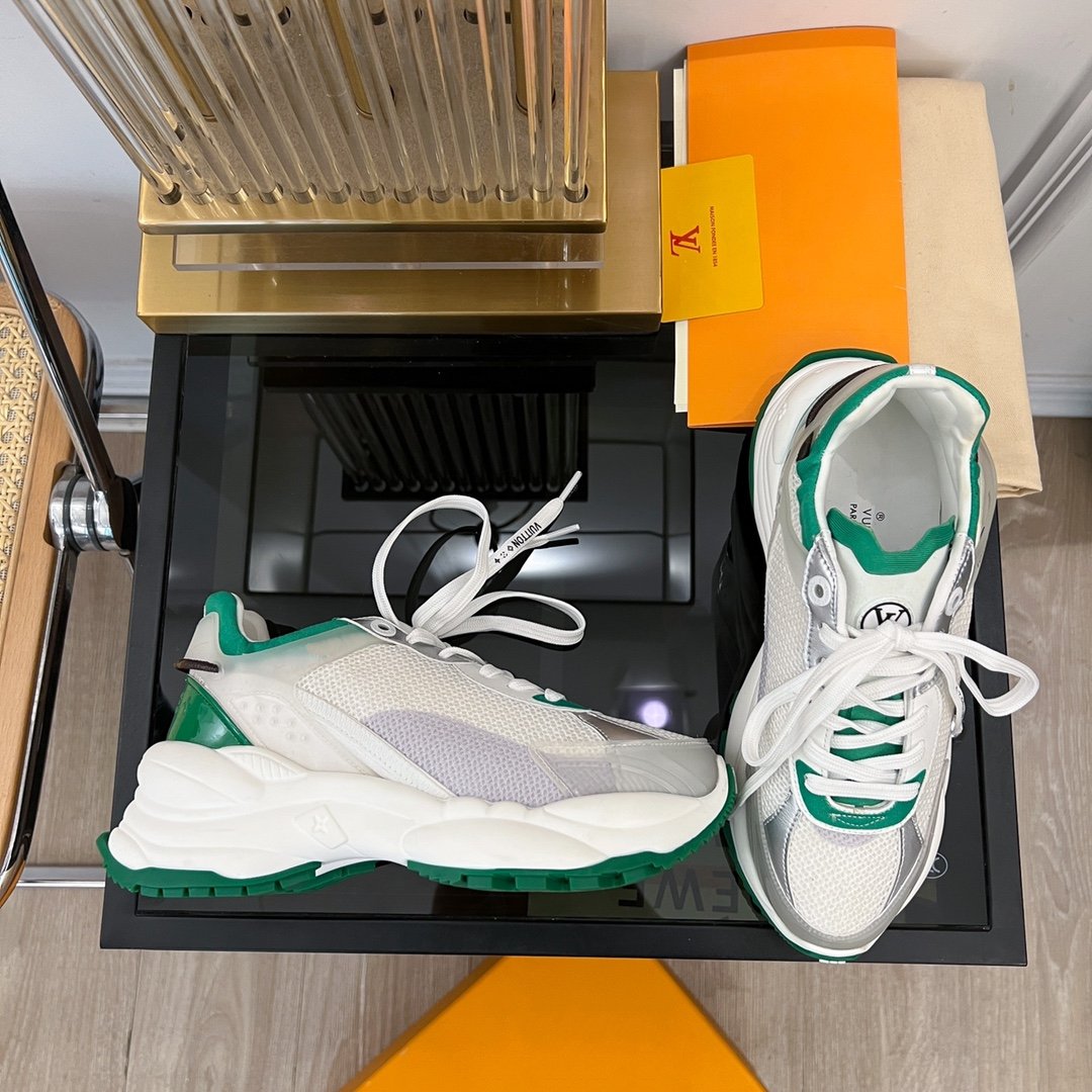 LV RUN 55 SNEAKER WHITE GREEN