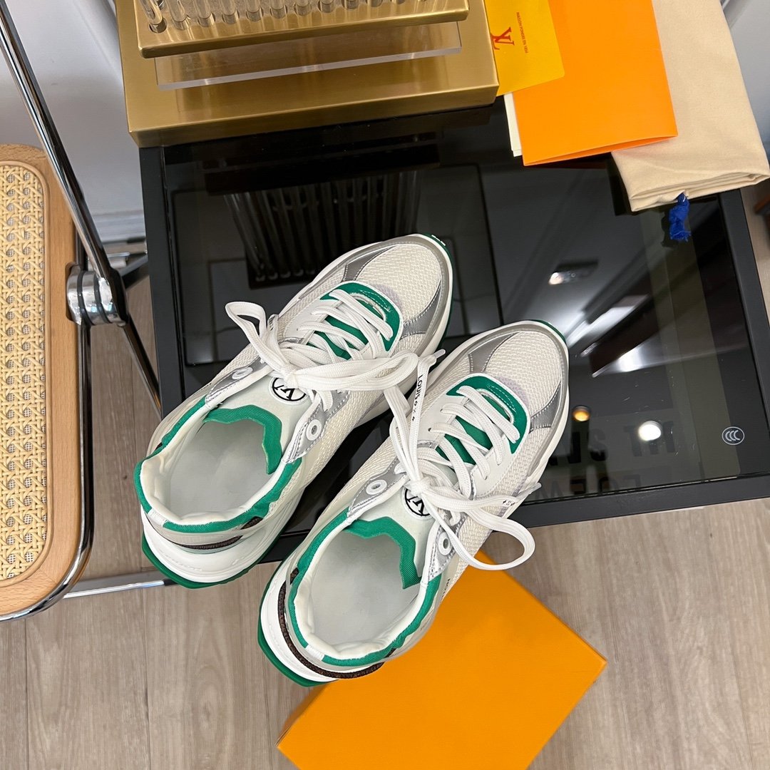 LV RUN 55 SNEAKER WHITE GREEN
