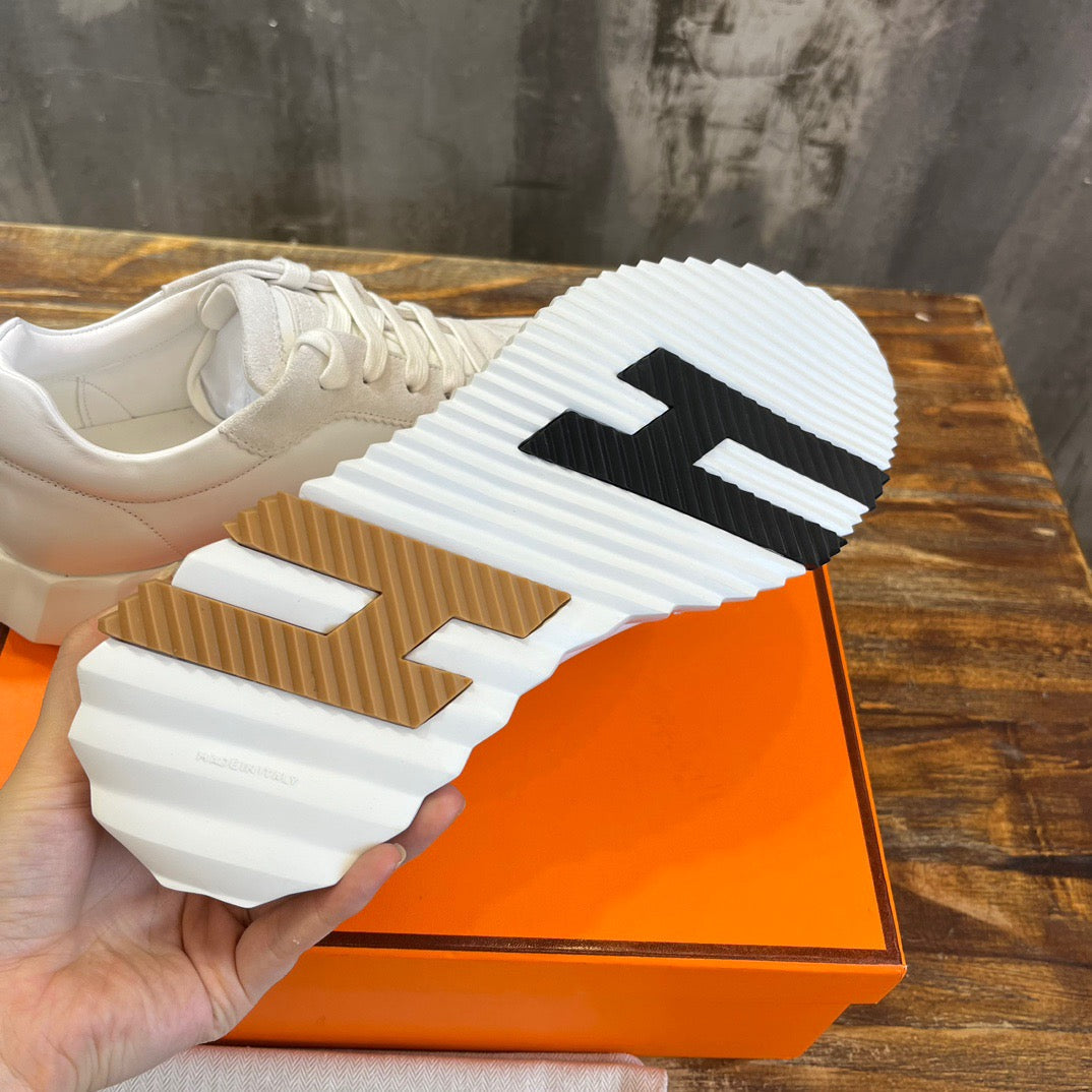 HERM Sneakers