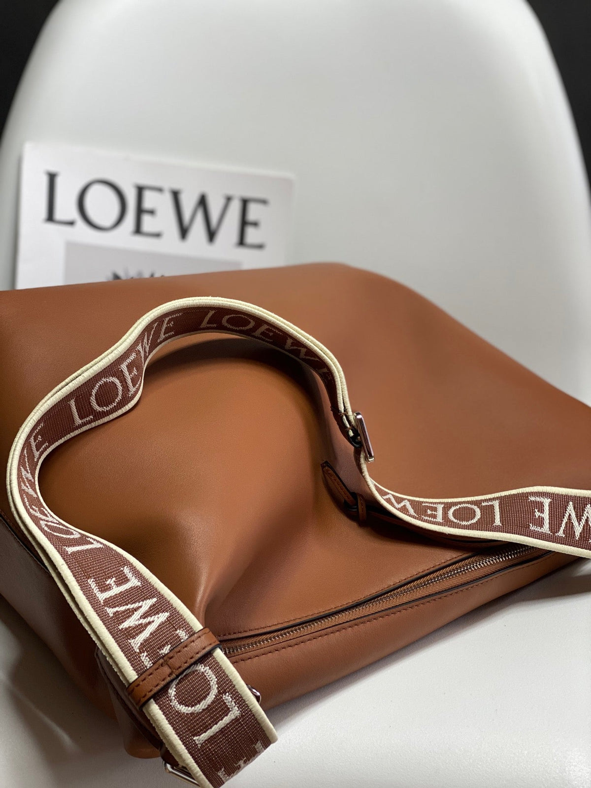 LO Messenger Bag