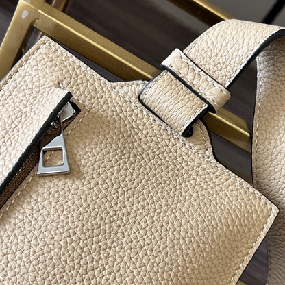 LO Sling Bag