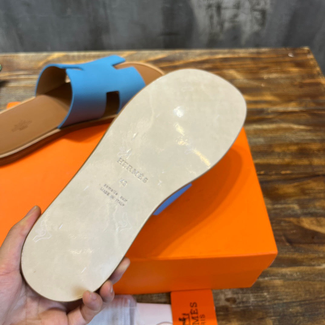 HERM Sandal