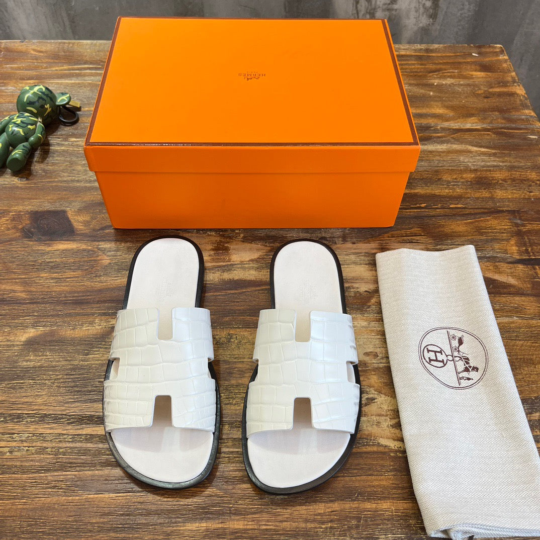 HERM Sandal