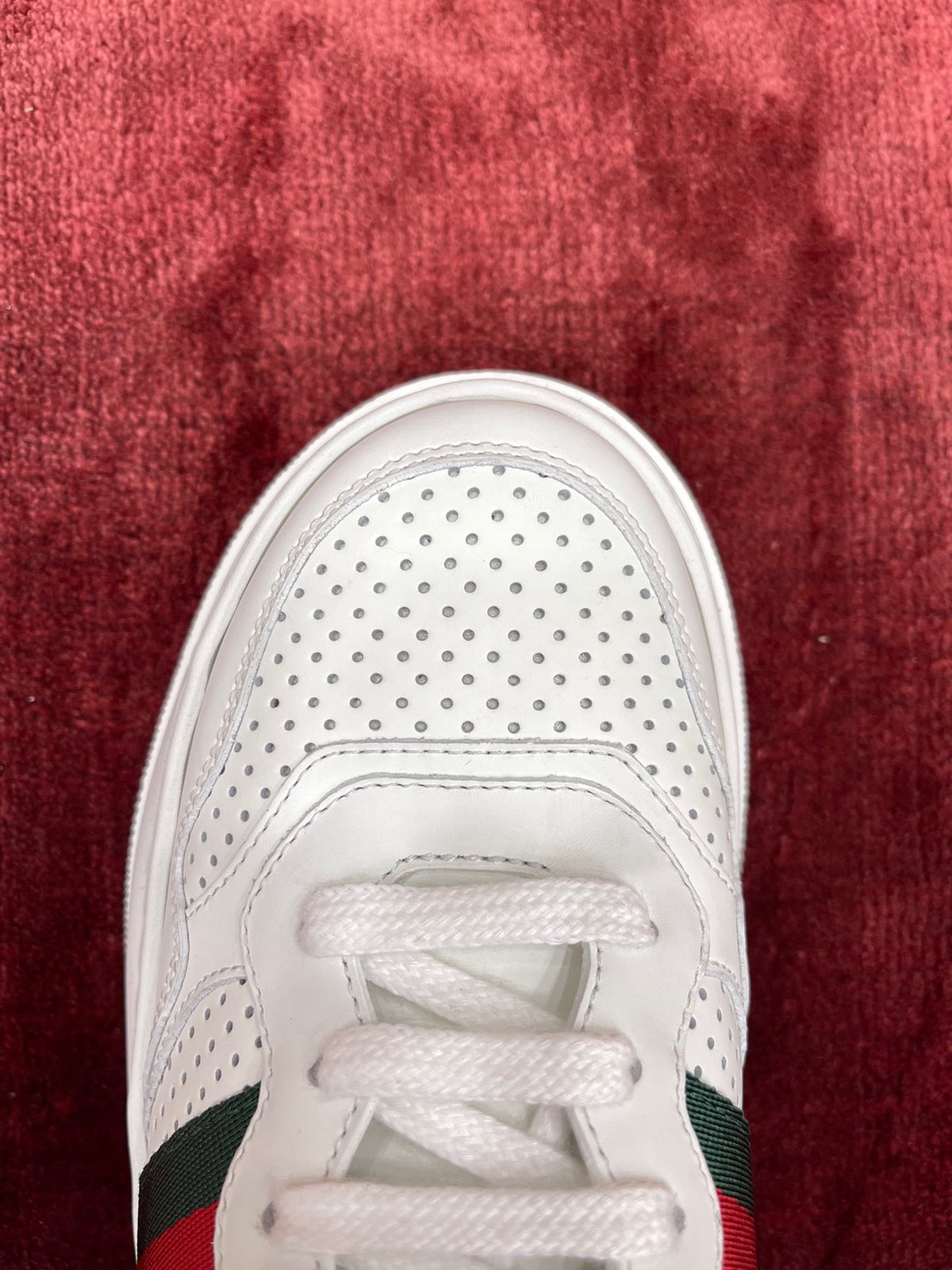 Sneakers & Shoes