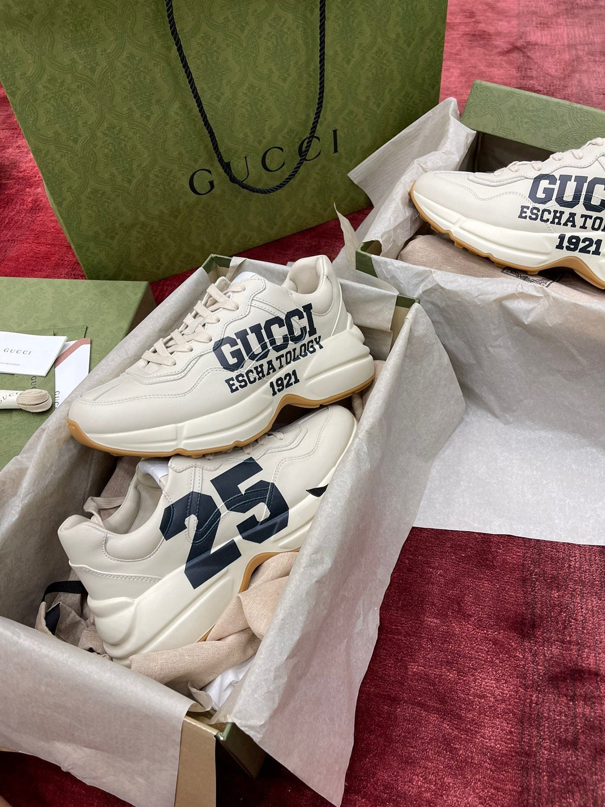 Sneakers & Shoes