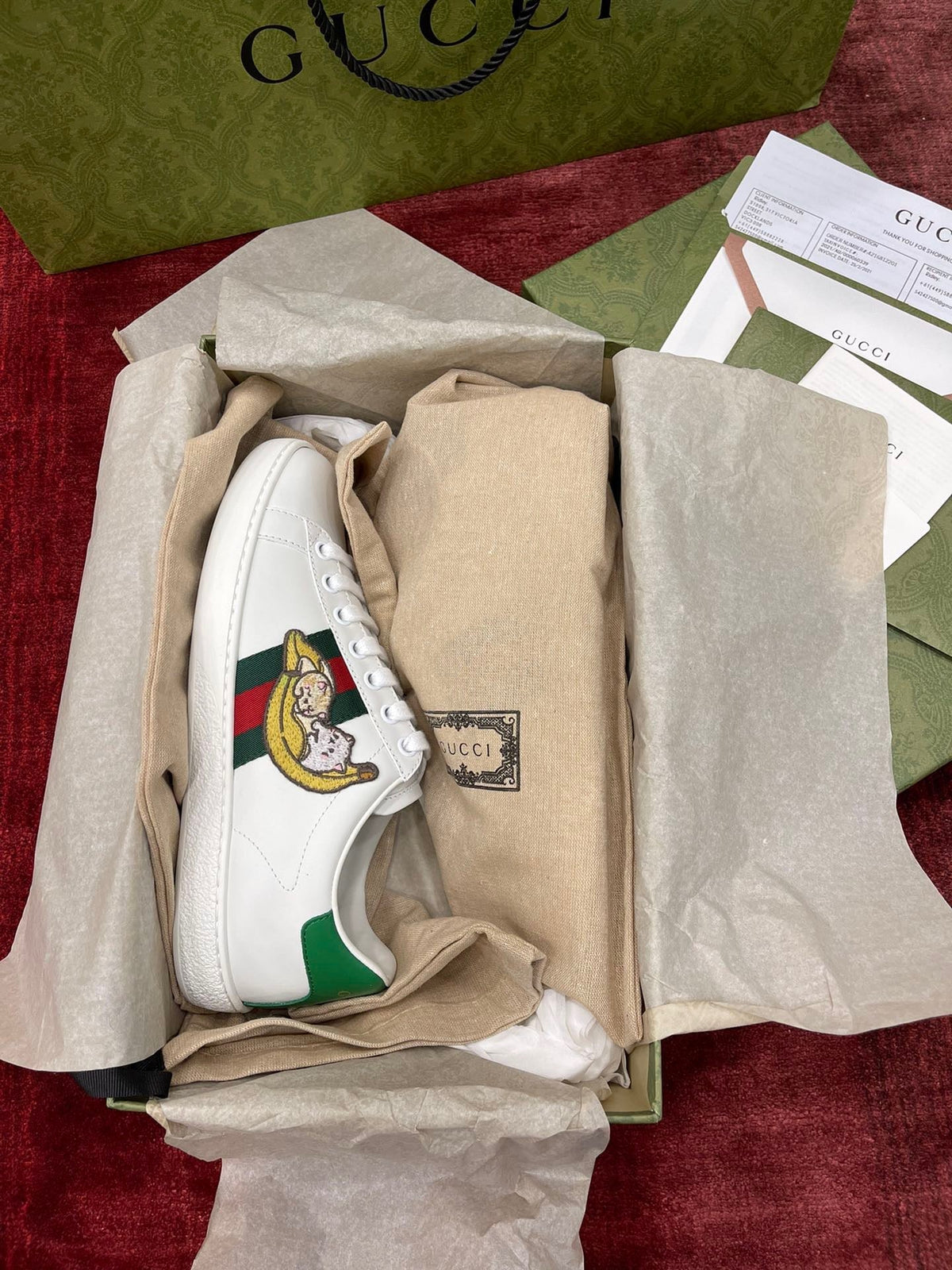 Sneakers & Shoes
