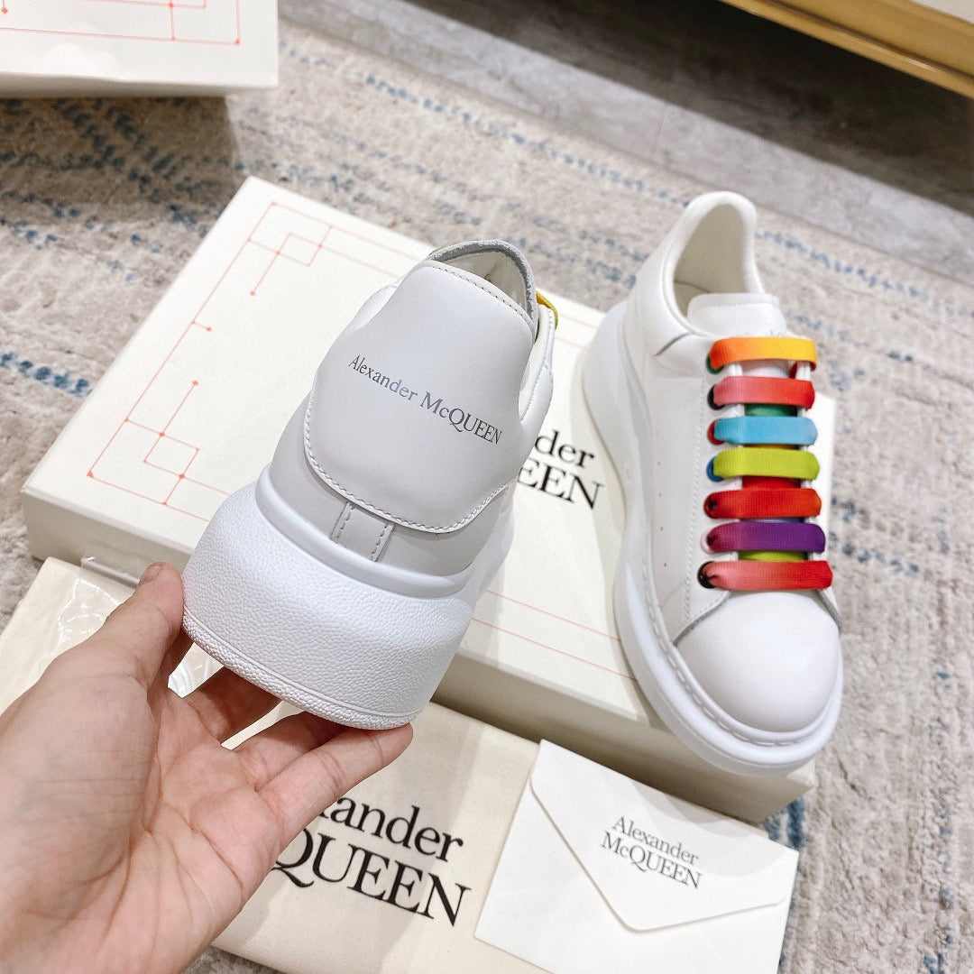 Sneakers & Shoes